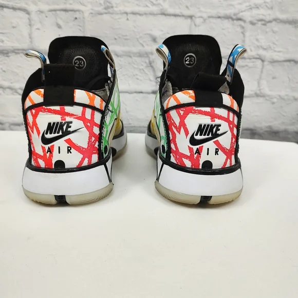 Nike Air Jordan XXXIV Zion Williamson Coloring Book 10 - Picture 5 of 8